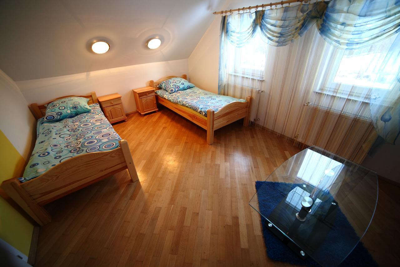 Domki Cztery Pory Roku Czchow Exterior photo