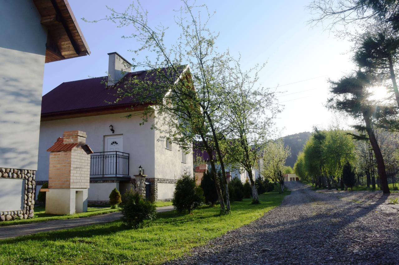 Domki Cztery Pory Roku Czchow Exterior photo